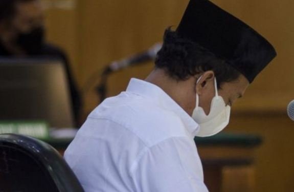 Herry Wirawan Herry Wirawan