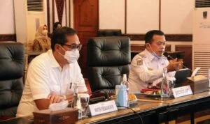 al haris saat rakor perdagangan al haris saat rakor perdagangan