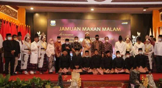 al haris jamuan makan malam