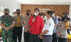 Tinjau pasar murah Tinjau pasar murah