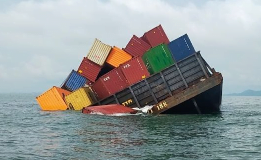 kapal tongkang kapal tongkang