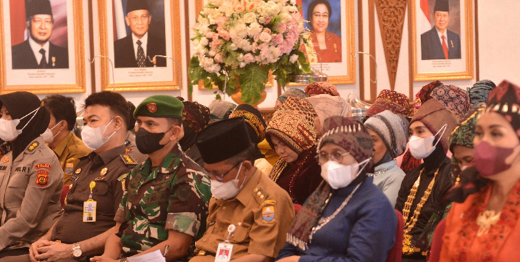 peringatan hari kartini peringatan hari kartini