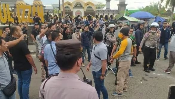 demo berdarah demo berdarah