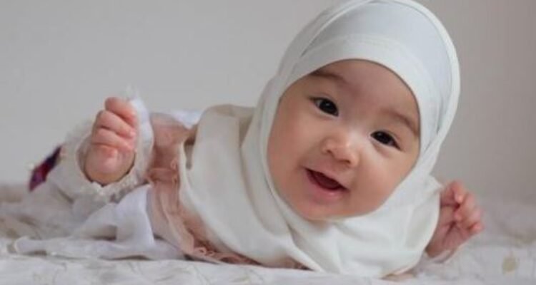 bayi perempuan islam