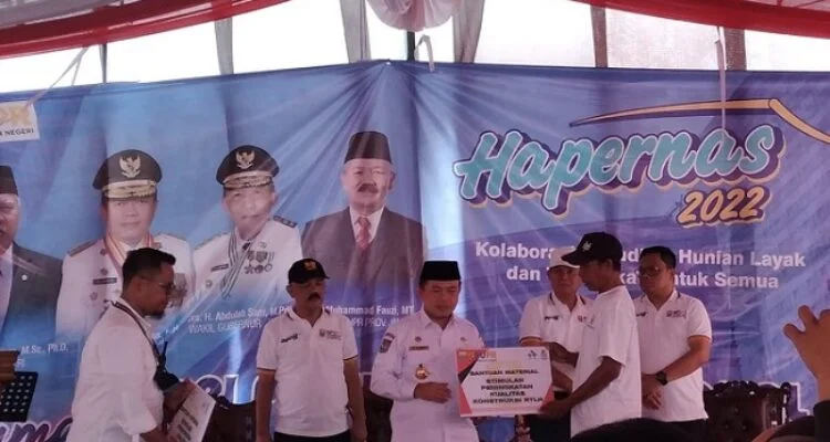 Gubernur Jambi