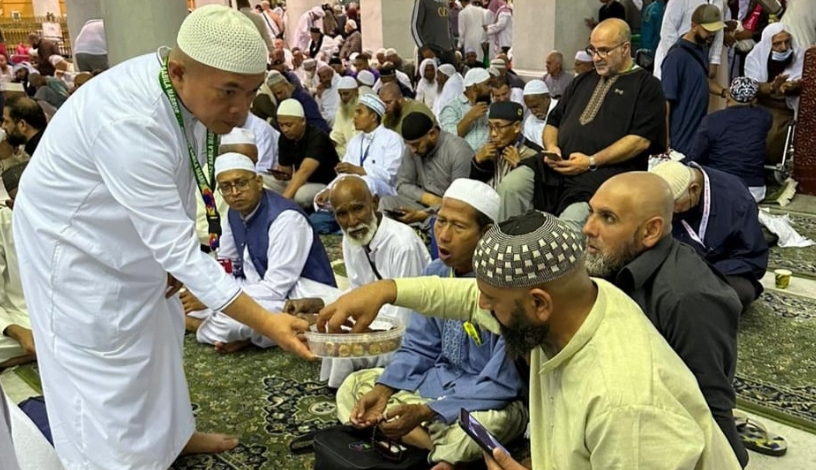 Gubernur Al Haris Bagi Gubernur Al Haris Bagi