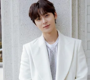 hwang minhyun hwang minhyun