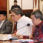 al haris rapat s