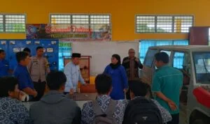 Gubernur Al Haris Gubernur Al Haris