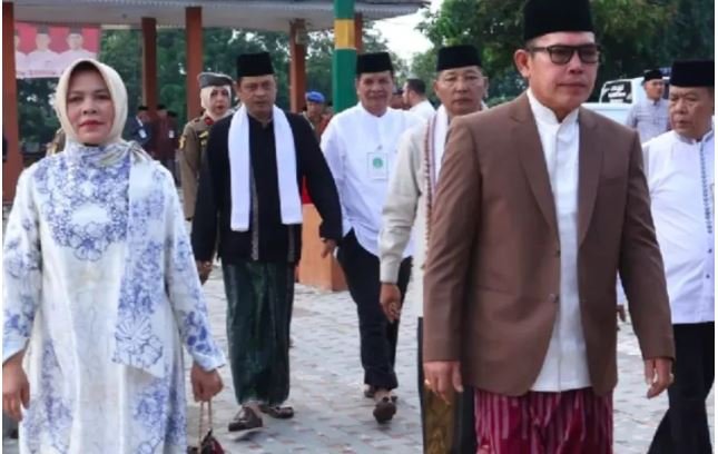 Ahmadi Zubir Ahmadi Zubir