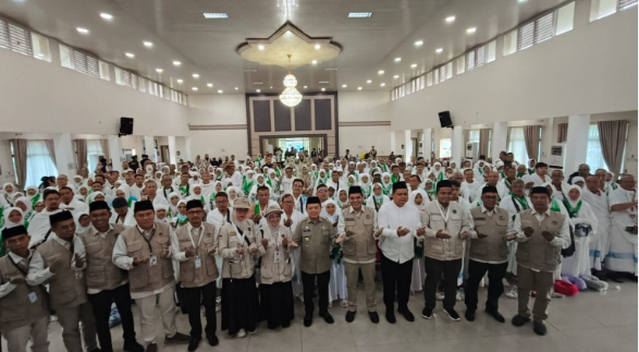 Al Haris Lepas Haji
